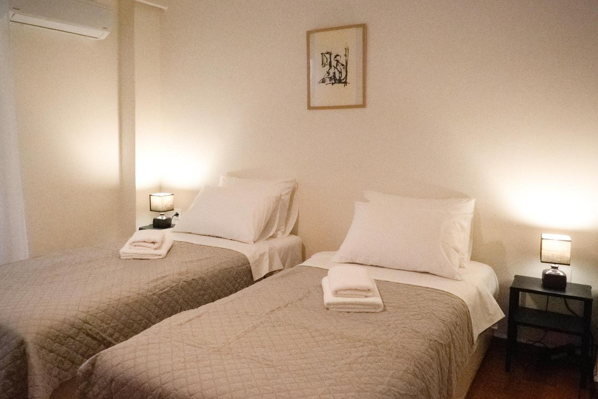 Spacious Modern In Pagkrati * Athens